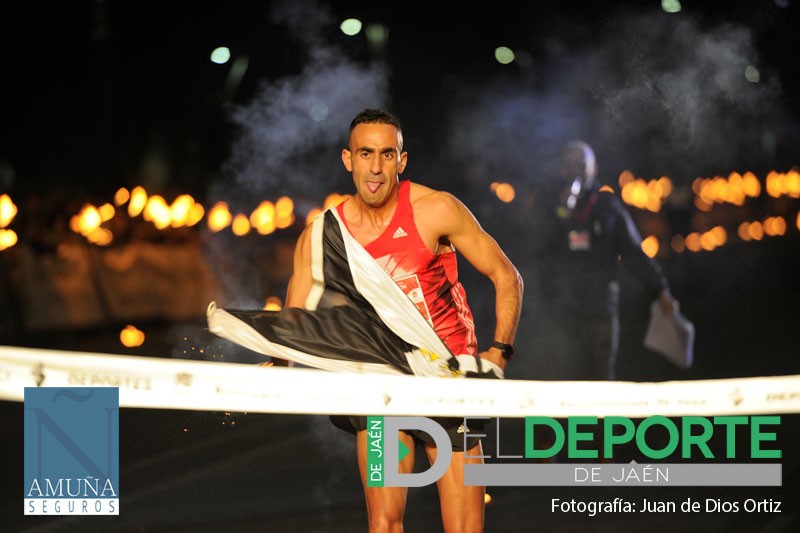 Mohamed Abdeselam haciendo entrada en la meta de San Antón