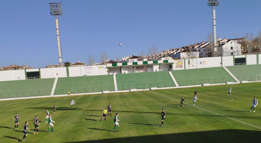 Estadio El Maulí durante el partido entre el Antequera y el Mancha Real