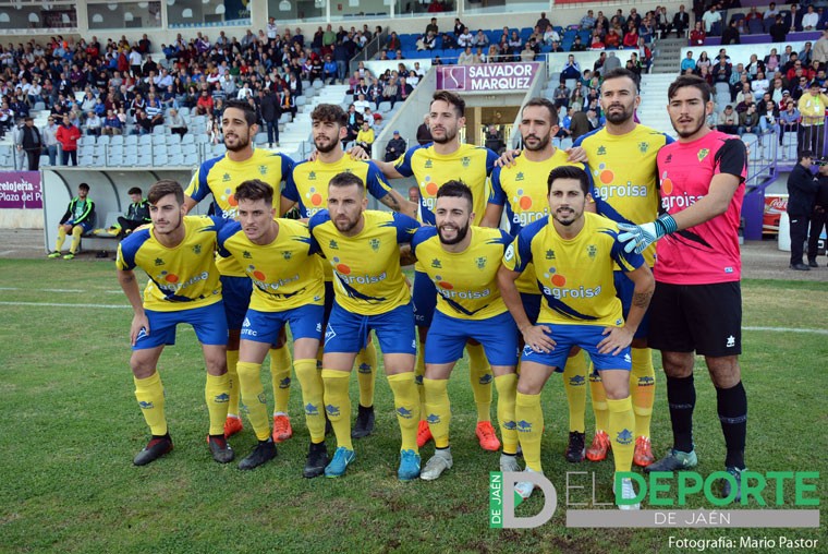 El Huétor Tájar se enfrenta al Real Jaén este domingo.