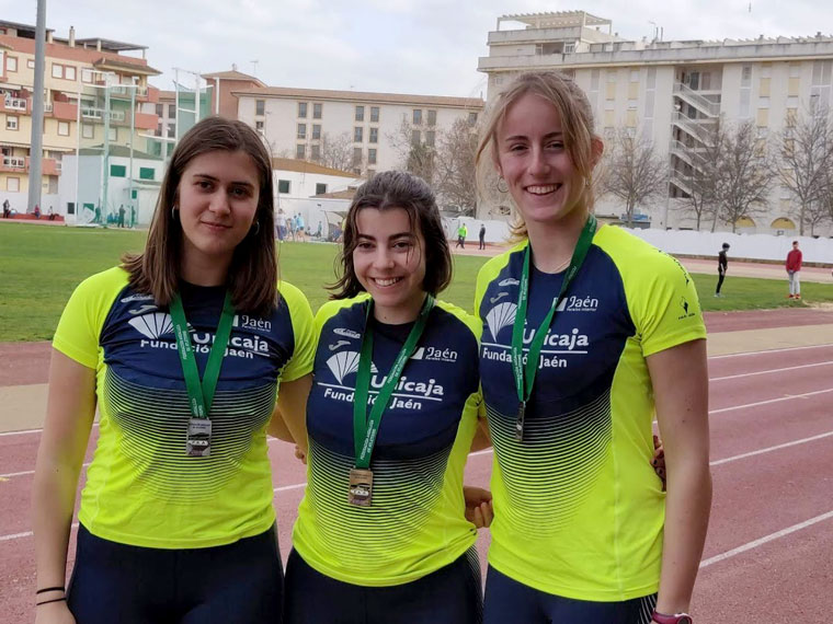 Buena actuación del Unicaja Atletismo en el Campeonato de Andalucía de Isla Cristina