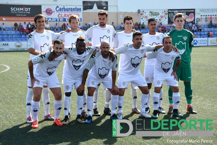 Formación inicial del Vélez CF esta temporada