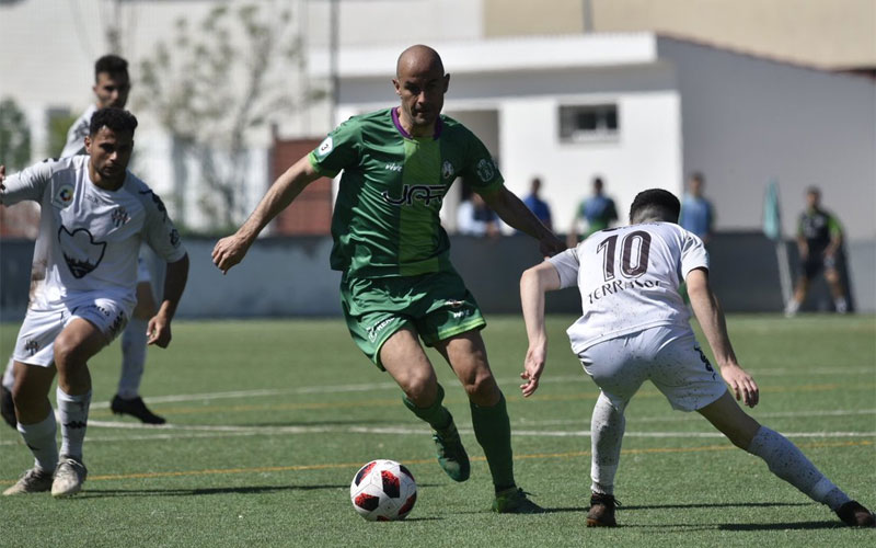 Un jugador del Mancha Real durante un partido