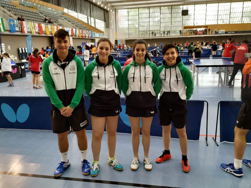 Los cuatro deportistas del Tecnigen Linares en el campeonato