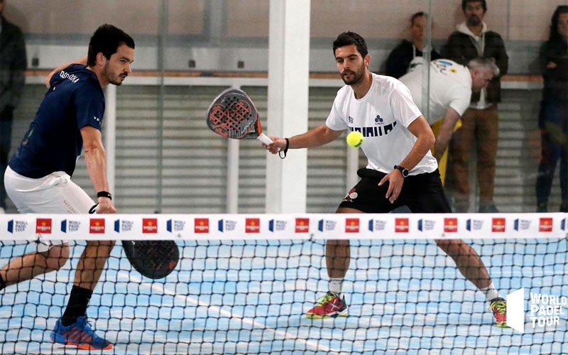 Antonio Luque y Diogo Rocha en un partido de World Padel Tour