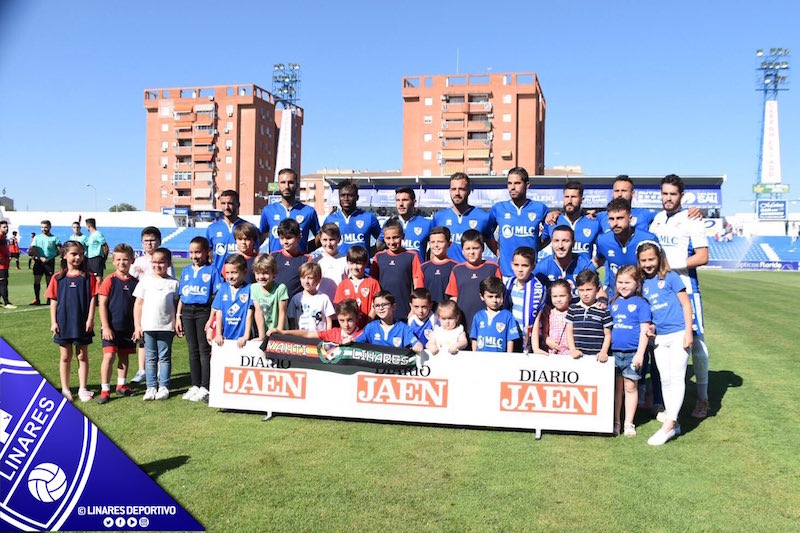 Once inicial del Linares Deportivo ante la UD San Pedro