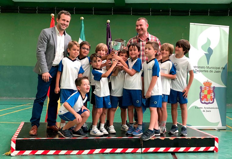 La Salobreja acogió la sesión de los Juegos Deportivos Municipales de Jaén Los Juegos Deportivo Municipales acogieron a unas 1700 participantes