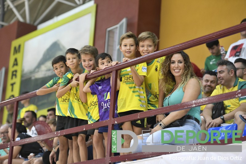 Aficionados del Jaén FS en Martos