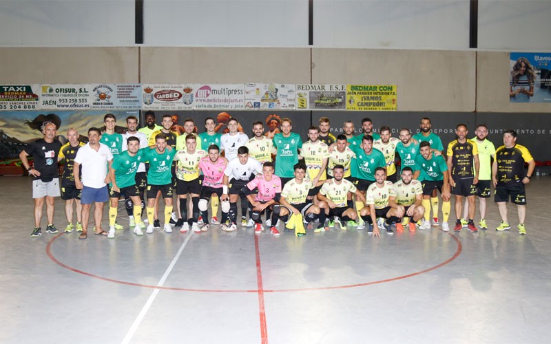 Jugadores del Jaén FS y de la selección de Bedmar