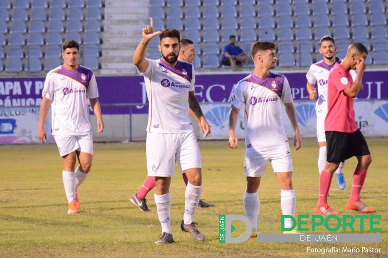 El Real Jaén vence en La Victoria al Melilla