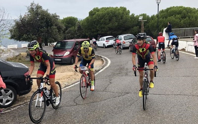 Ciclistas en la Ruta Virgen de la Cabeza de Andújar