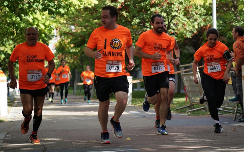 Corredores durante la Beer Runners Jaén