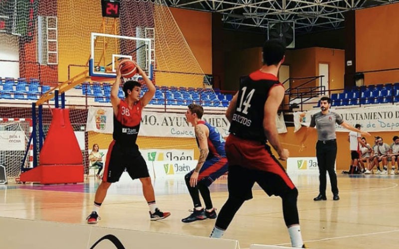 Jugadores del CB Martos en un partido de Liga EBA