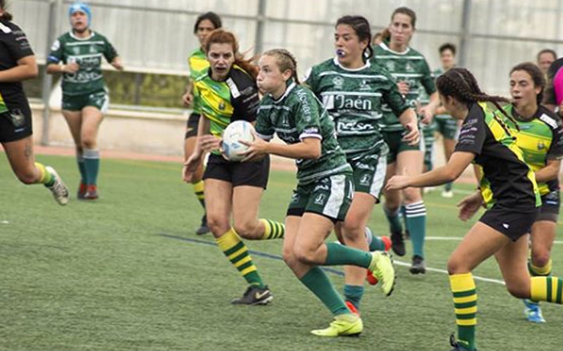 Lea Ducher en un partido con el Jaén Rugby