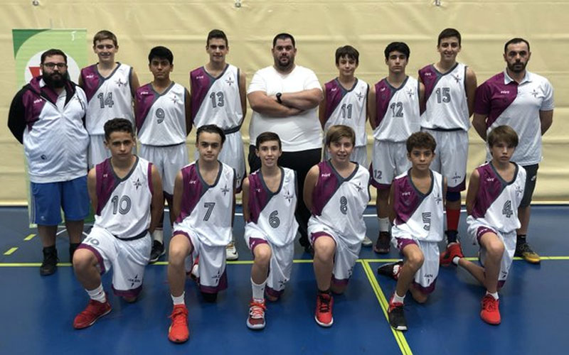 Jugadores y técnicos de la selección de Jaén de baloncesto infantil masculino