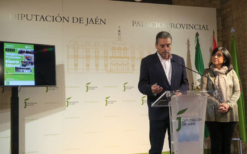 Autoridades durante al presentación de los Juegos Provinciales de Deporte Especial