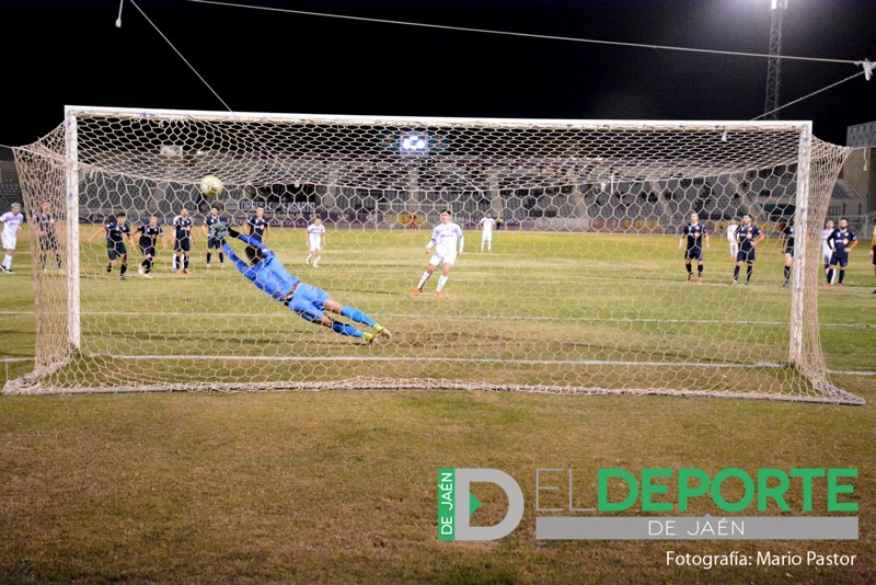 Real Jaén y Torredonjimeno empataron a cero en La Victoria