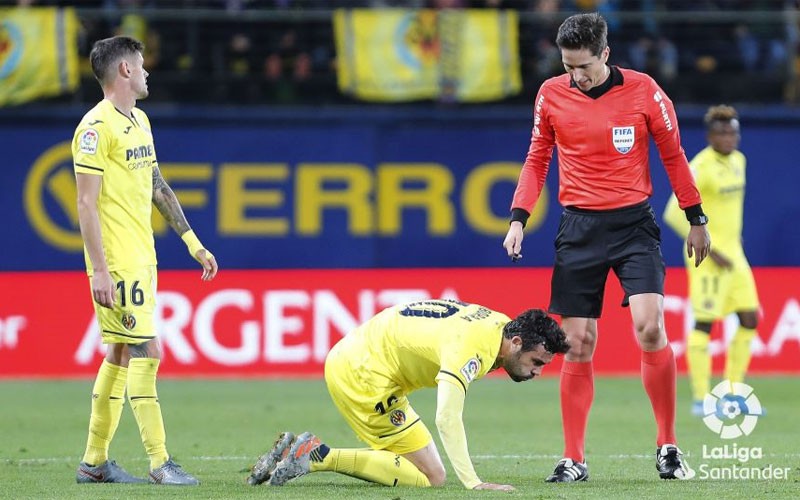 Munuera montero arbitrando un villarreal celta