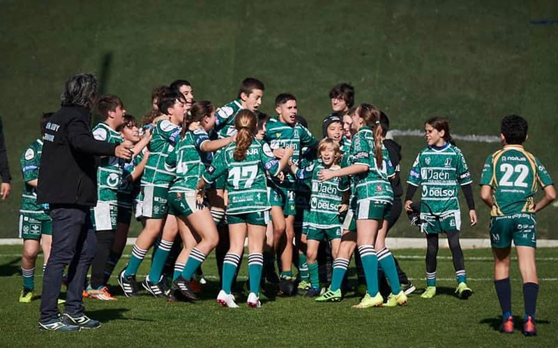 Jugadores de la cantera del Jaén Rugby