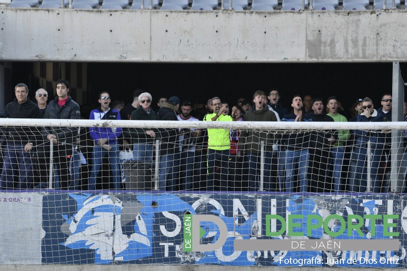 La afición en La Victoria (Real Jaén – CD Huétor Vega)