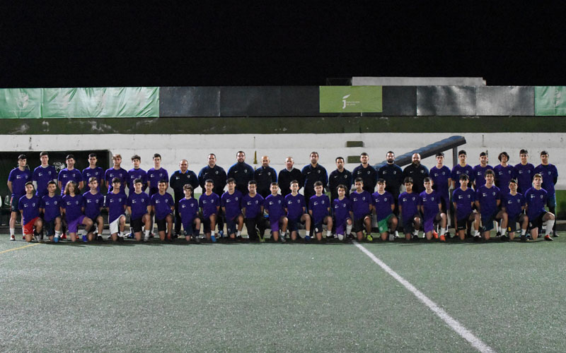 jugadores y cuerpo técnico de las selecciones jiennenses de fútbol infantil y cadete