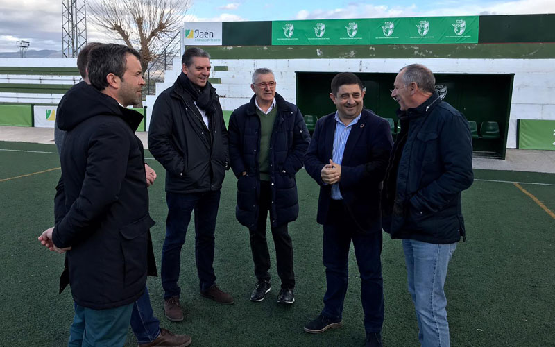 autoridades en la visita a las instalaciones del sebastián barajas