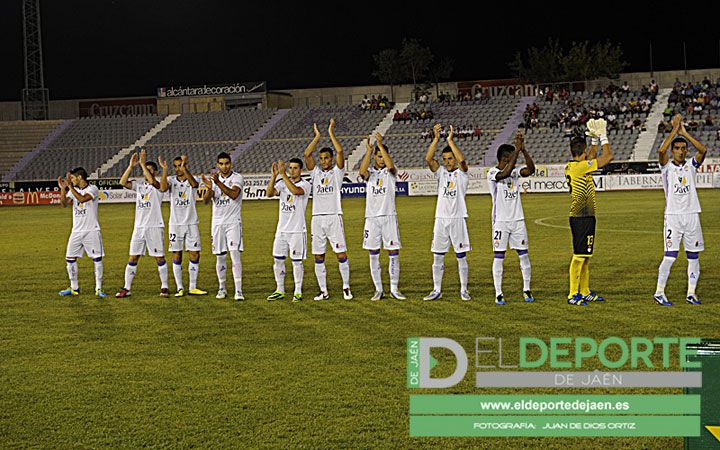 El Real Jaén jugará amistosos en Villacarrillo, Los Villares, Lopera y Guarromán