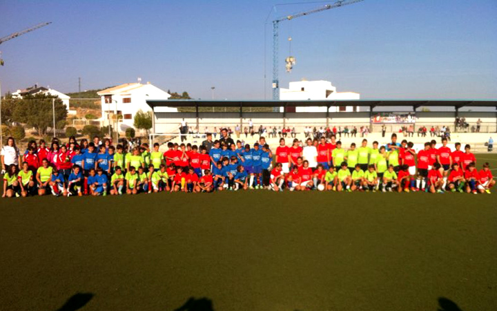 Más de 130 niños y niñas participan en la XII Concentración Provincial de Fútbol 7