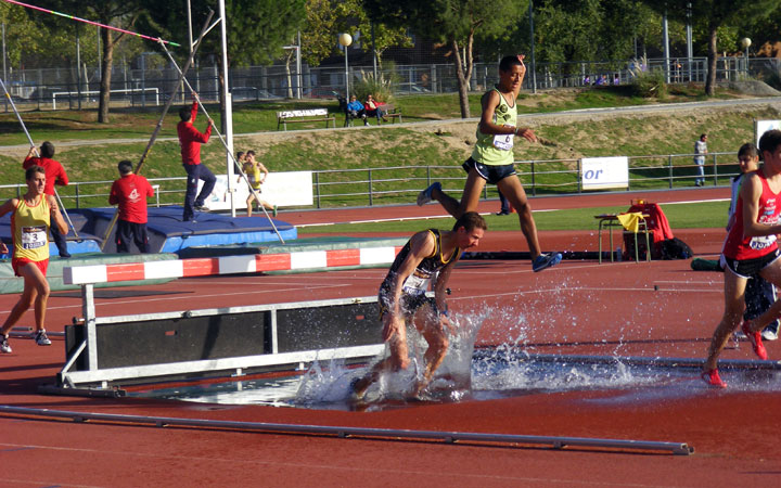 El Unicaja Atletismo, a por todas en el Nacional Junior