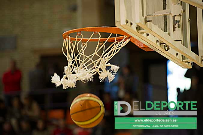 CAB Linares y CB Andújar se disputan los títulos de la Copa Diputación de baloncesto cadete