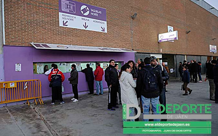 Robo en las oficinas del Real Jaén