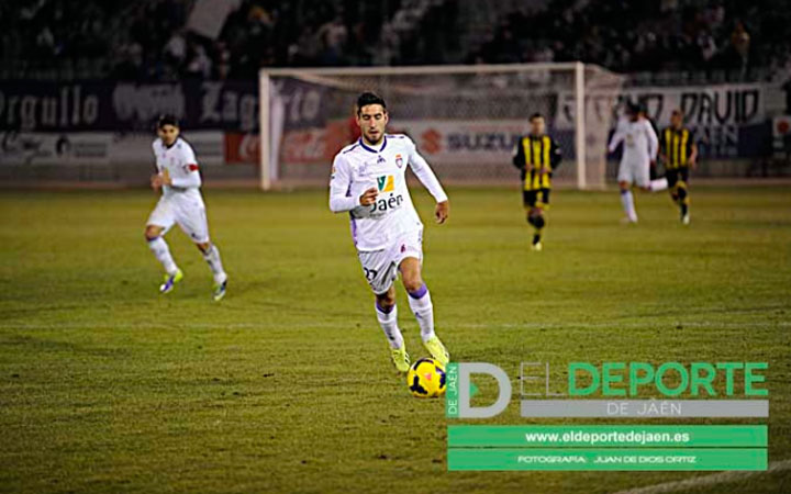 Mario Martos se marcha cedido al Almería B
