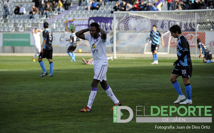 El Real Jaén no aprovecha su monólogo frente al Lugo (la crónica)