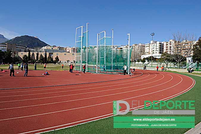 Trabajos para «dignificar» los equipamientos municipales de atletismo