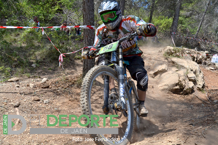 Más de 130 participantes en el III Trofeo de Descenso Sierra Sur de Jaén