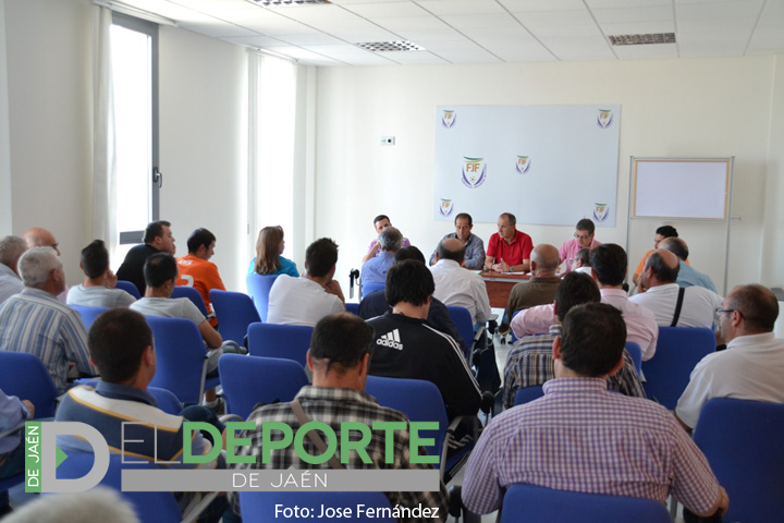 Clubes y Federación comienzan a planificar la temporada 2014/2015