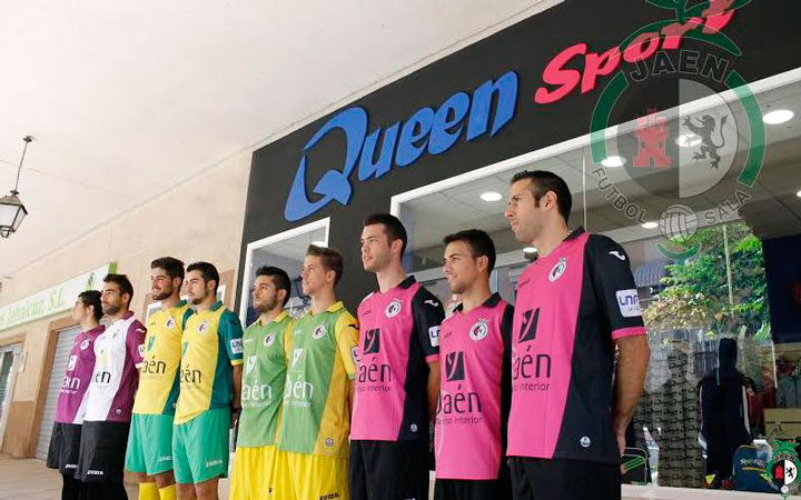 El Jaén FS presenta su equipación para la temporada 2014-15