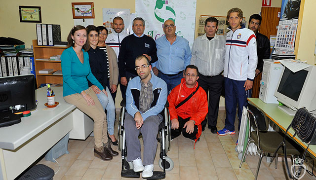 Nando y Molina visitaron a los miembros de ACCEDE en Torredonjimeno
