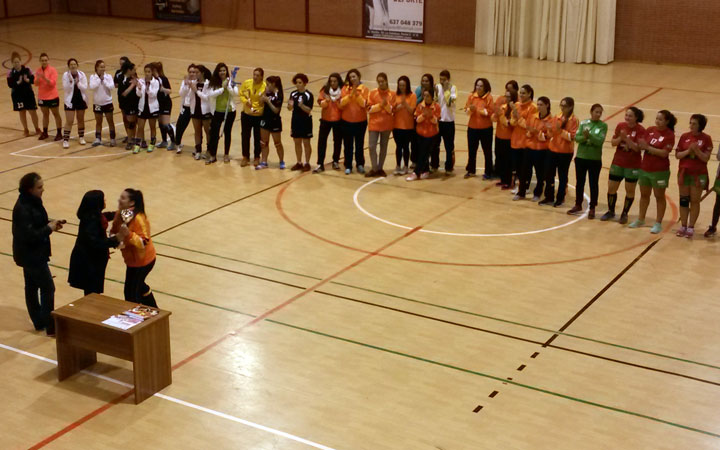 Las chicas del GAB Jaén vencen en el triangular de Torredelcampo
