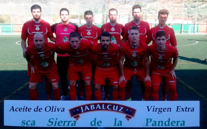 Los Villares se llevó el derbi en casa frente al Martos (análisis de la Tercera)