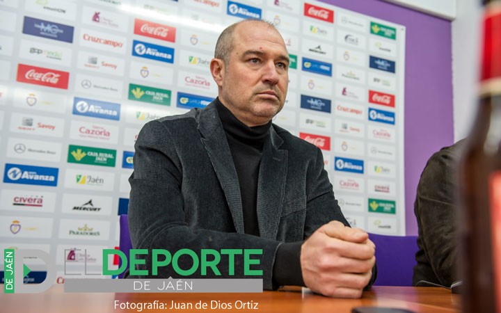 Rafa Berges: «No tengo compromiso con ningún jugador. El que trabaje y rinda, jugará»