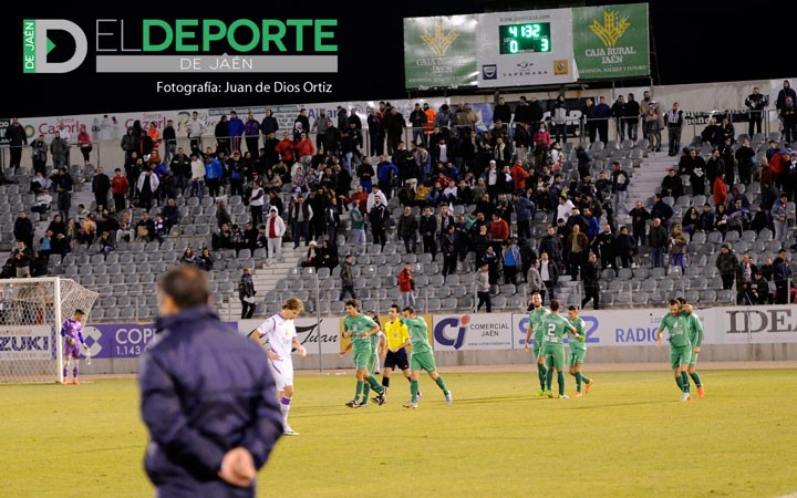 El Villanovense destroza a un Real Jaén estéril (la crónica)