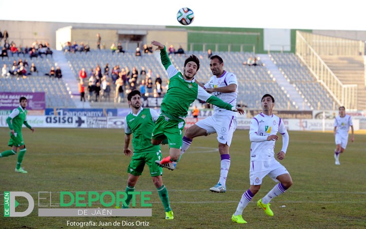 El Real Jaén se duerme y pierde dos puntos frente al Betis B (la crónica)