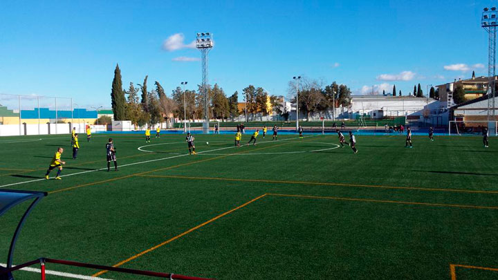 Guarromán y Torreperogil aprovechan el empate del Navas (análisis de la Segunda Andaluza)