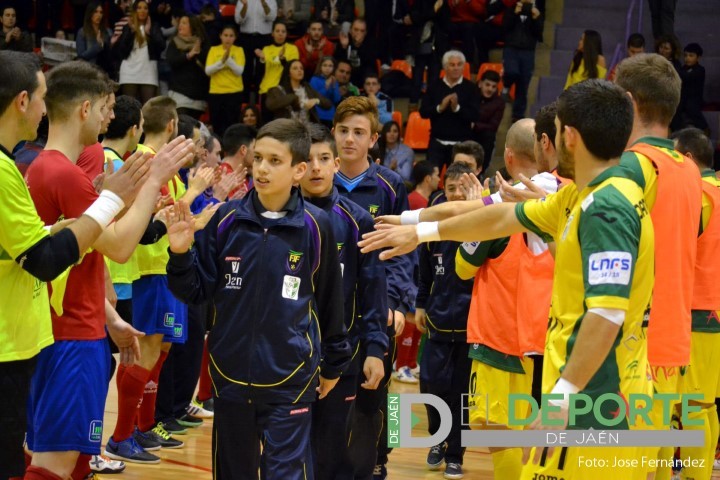 Homenaje de Jaén FS y Mengíbar FS a la selección de Jaén infantil de fútbol sala