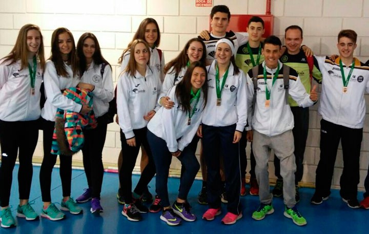 El Unicaja obtiene diecinueve medallas en los campeonatos andaluces de categorías inferiores