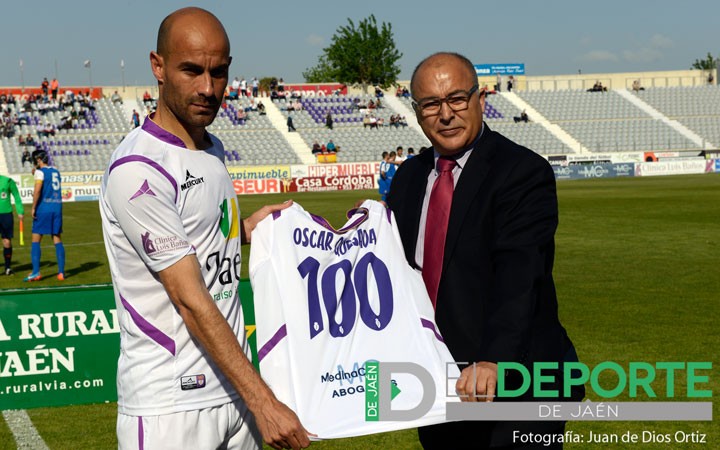 Óscar Quesada cumplió 100 partidos con el Real Jaén