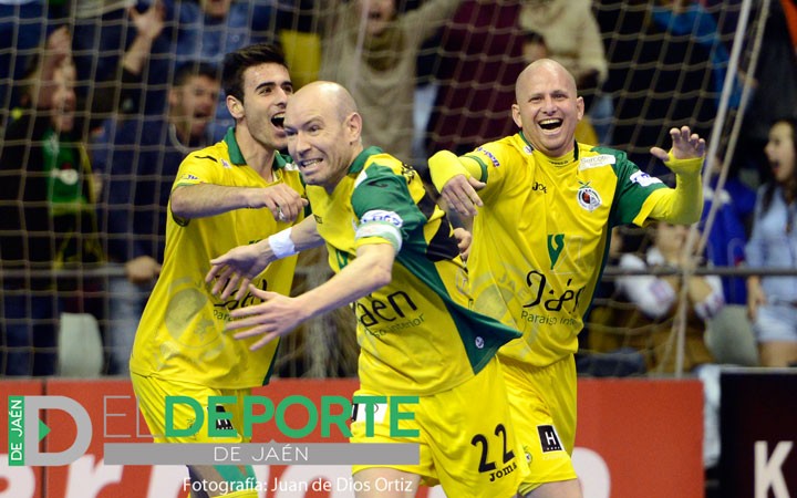 José López y Carlinhos participarán en el triangular ‘Fútbol Solidario’ de Peligros