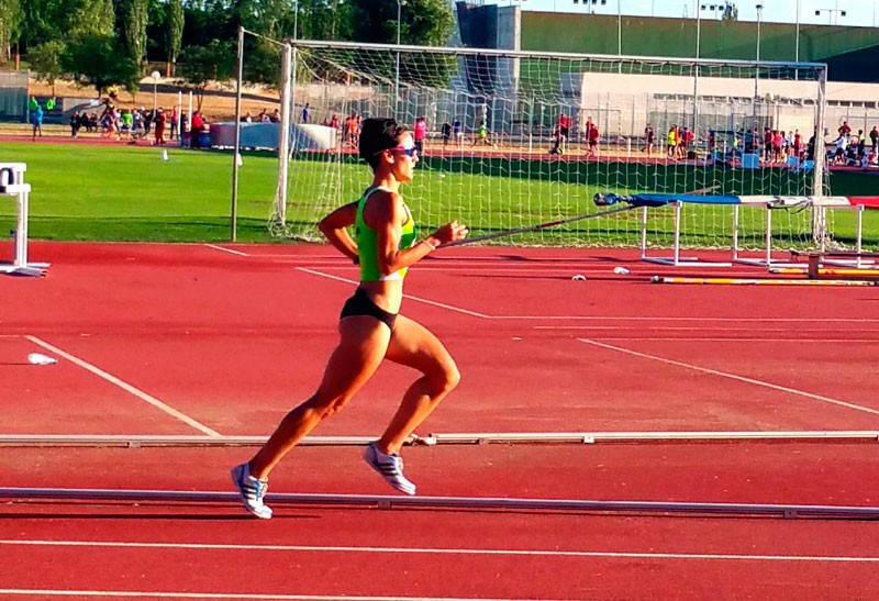 El Unicaja Atletismo consigue veintidós medallas en el Andaluz Absoluto