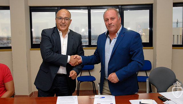 Continúa el convenio entre el Real Jaén y la Cámara de Comercio