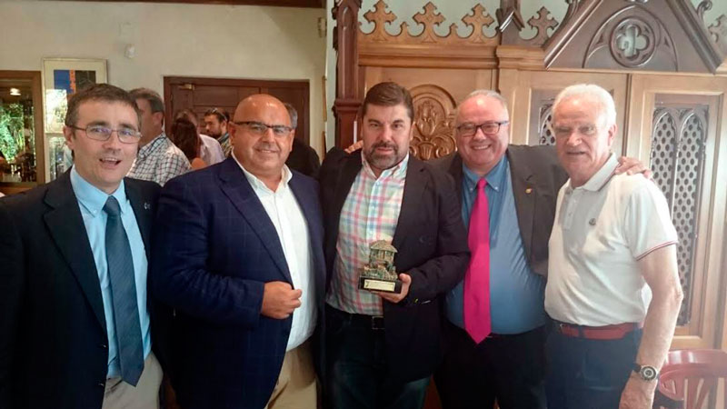 El Comité de los Campeonatos de España de Selecciones de la RFEF premia a Nicolás Sabariego
